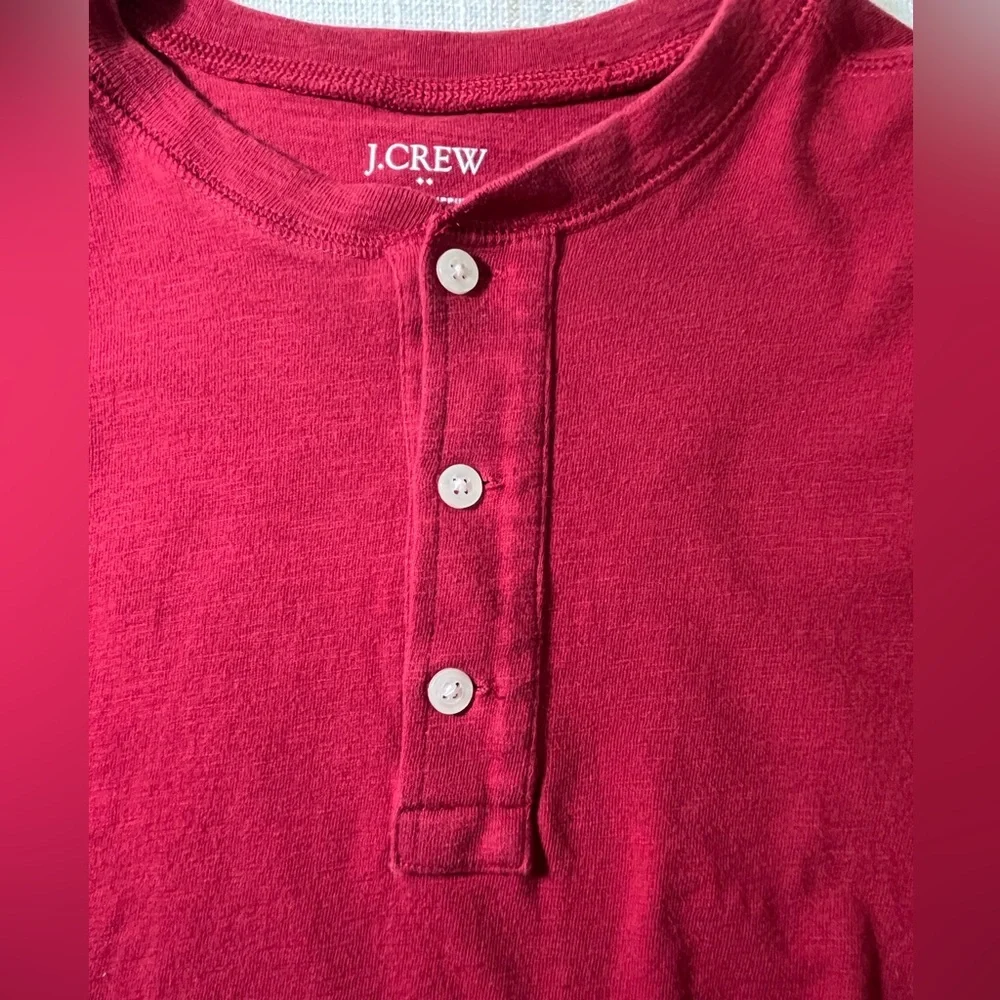 J. Crew Men's Deep Red Long-Sleeve Henley 100% cotton size Large